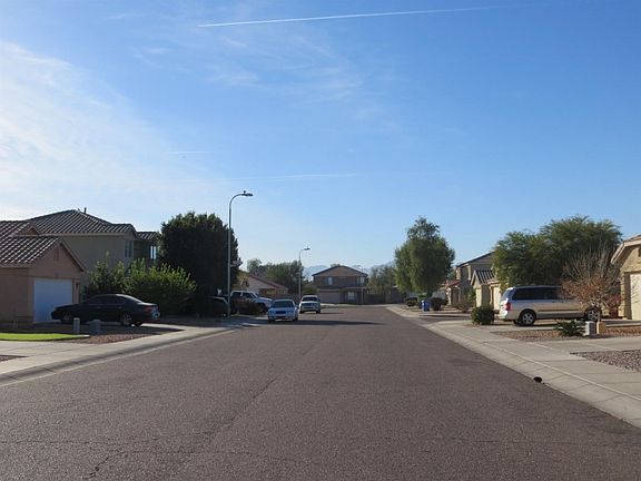 4th image of 1802 S 82nd Dr