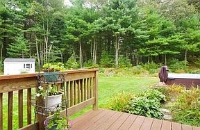 3rd image of 89 Wood End Ln