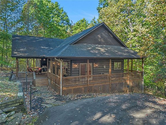 2nd image of 351 Woodland Ridge