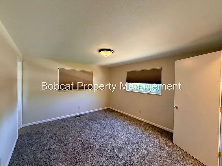 616 Pioche St — Photo 13