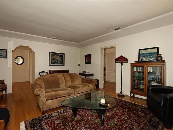 5th image of 1732 Bidwell Way