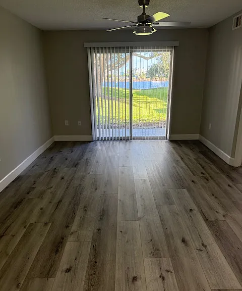 Spring Lake Apartments — Photo 160