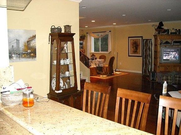 4th image of 5283 Tendilla Ave