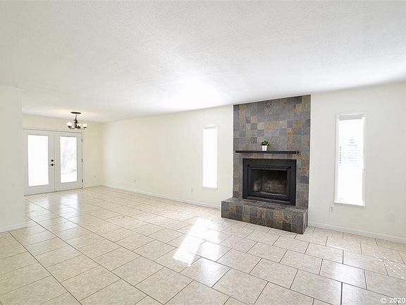 5th image of 5709 NW 34th St