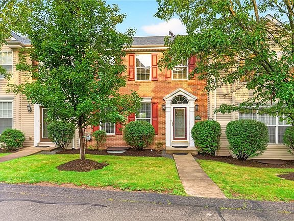 2nd image of 10555 Forest Hill Dr