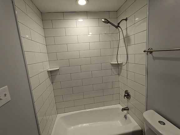 4th image of 3662 Flad Ave Floor 1