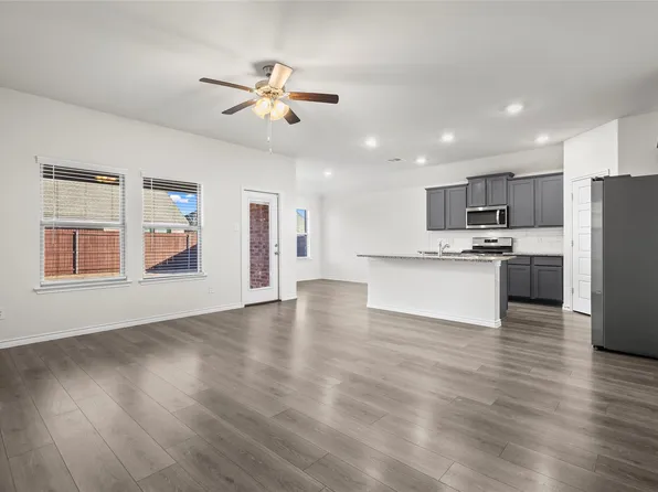 812 Indigo Rd, Princeton, TX 75407