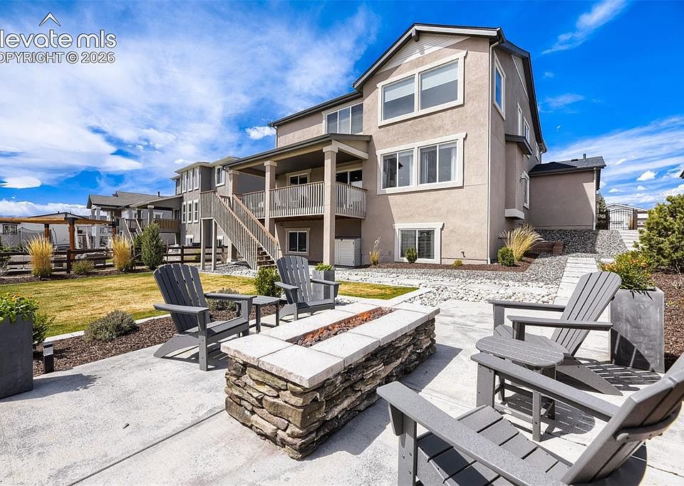 1st image of 10081 Waterton Canyon Way