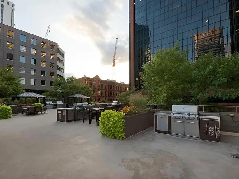 5th Floor BBQ area