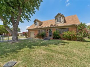 5737 NW 47th St, Warr Acres, OK 73122