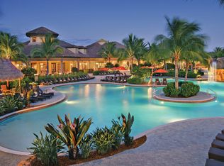 6822 Ascot Dr #201, Naples, FL 34113