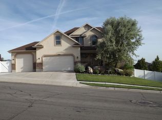 5566 W Rose Summit Dr, Herriman, UT 84096