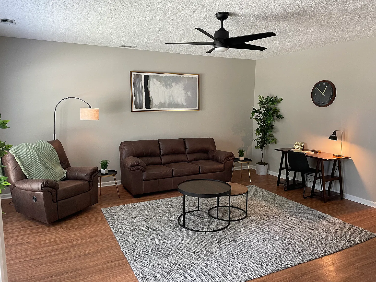 2 bed, 1320 sqft, $1,850 — Photo 3