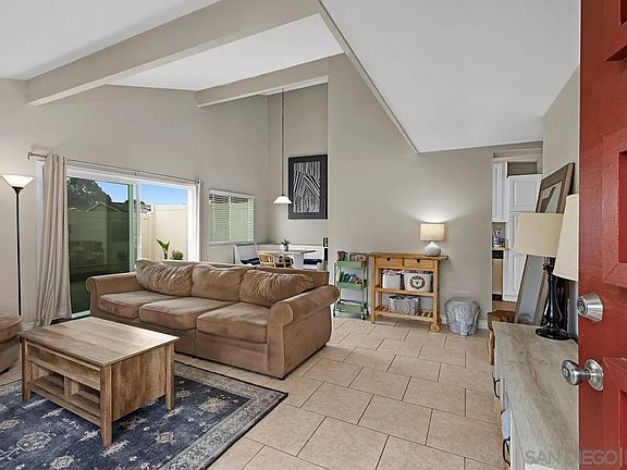 3rd image of 455 Los Arbolitos Blvd