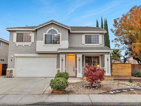 2nd image of 827 Sagewood Ln