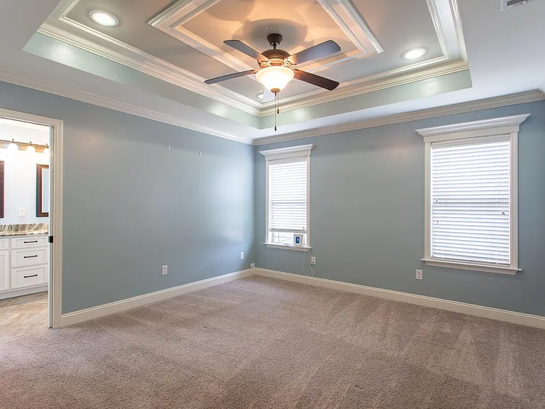 3930 Glen Laurel Dr S — Photo 25