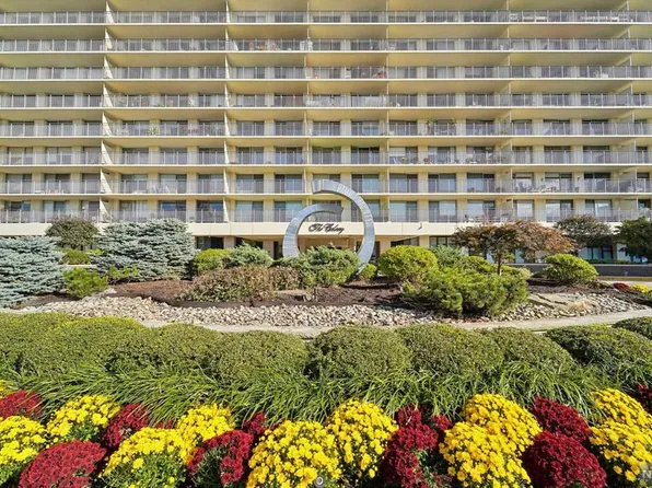 1530 Palisade Ave APT 8M, Fort Lee, NJ 07024