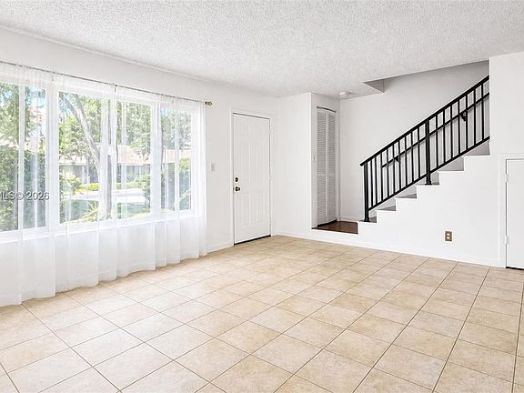 4th image of 9821 NW 37th St #7F