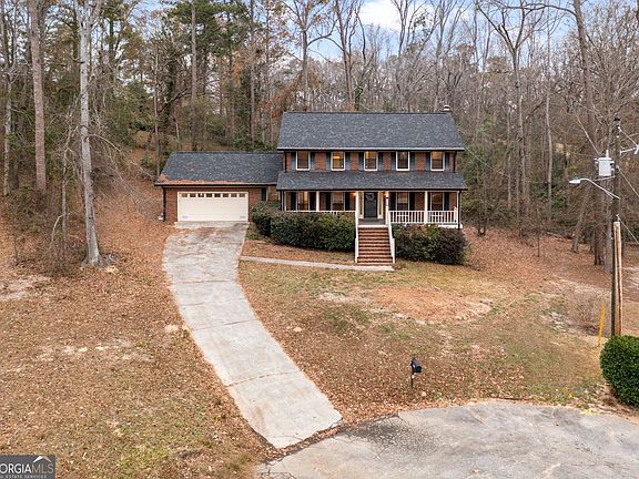 4th image of 4064 Fairlane Ct