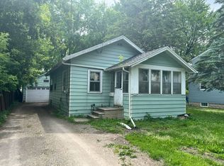1314 Grand St, Oshkosh, WI 54901