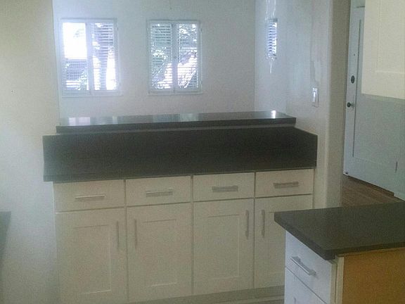 4th image of 1210 N Orange Grove Ave APT 1