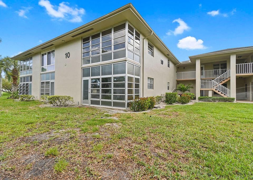 1st image of 10 Lake Vista Trl APT 103