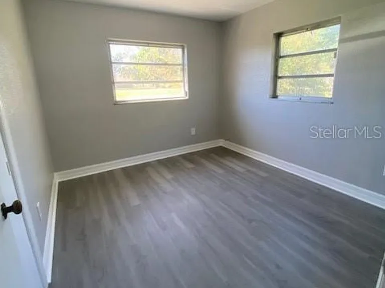 4316 E Knights Griffin Rd — Photo 12