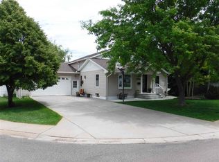 1256 Country Club Dr, Sidney, NE 69162