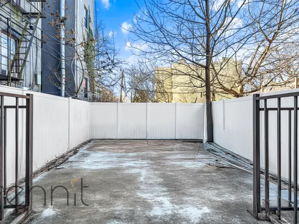 272 Throop Avenue image 1 of 34