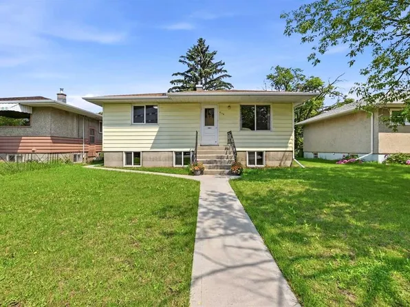 5114 S 44th St, Red Deer, AB T4N 1J1