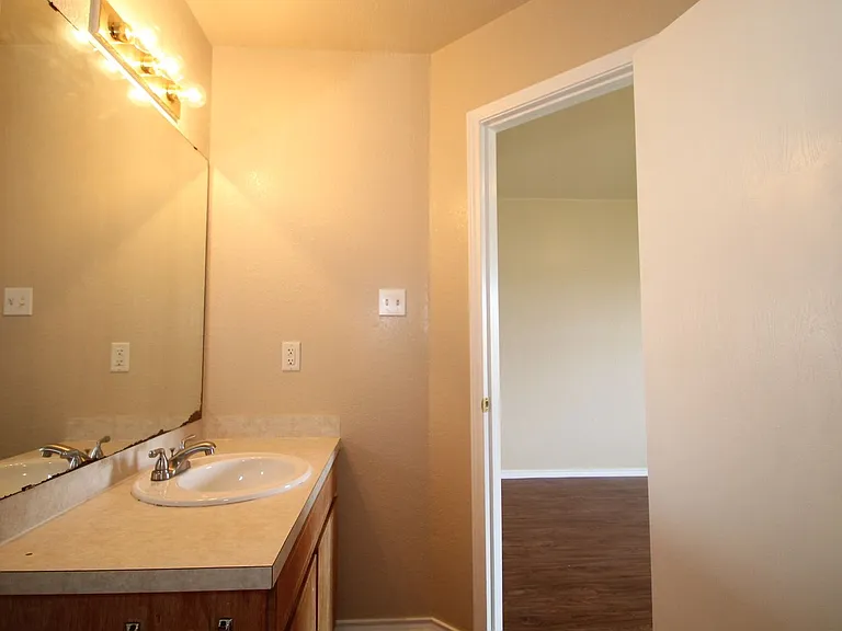 3904D Gus Dr — Photo 13