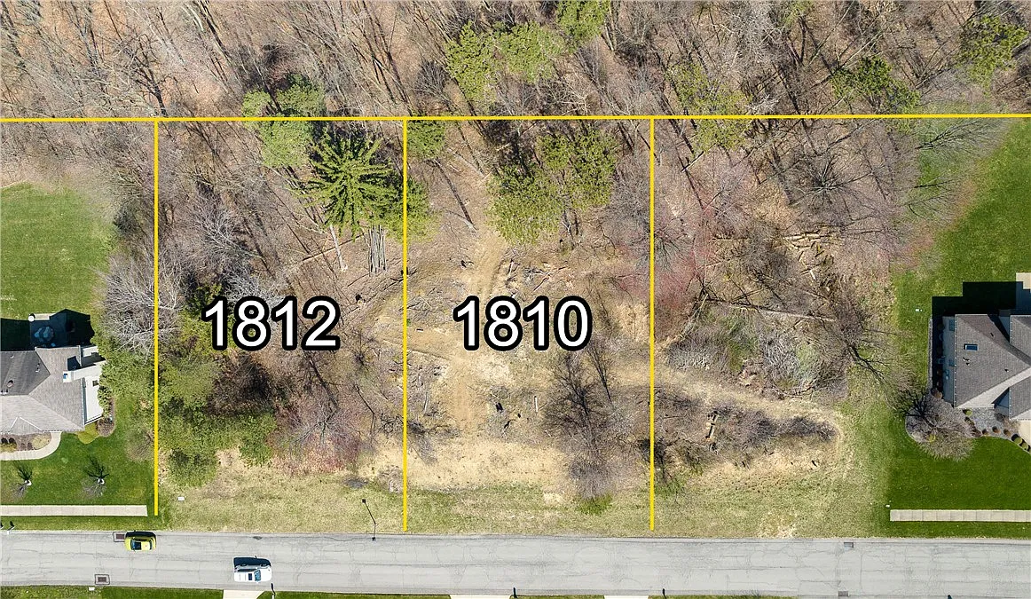 1812 Madison Dr photo 1