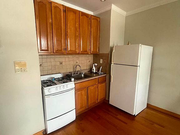 4th image of 83-09 Lefferts Blvd #4D