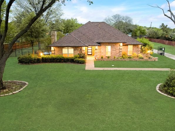 902 Mission Dr, Southlake, TX 76092