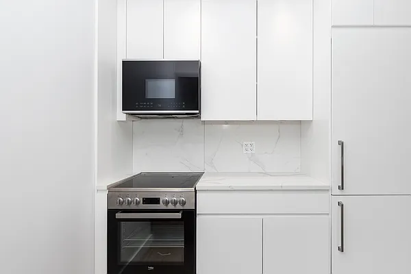 Rented by Nooklyn NYC LLC | media 51