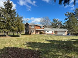 8391 Cazenovia Rd, Manlius, NY 13104