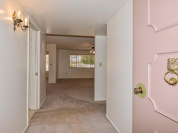 5th image of 10933 W Saratoga Cir