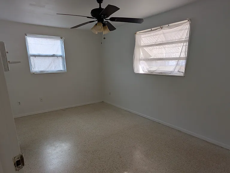 4835 Blossom Dr — Photo 8