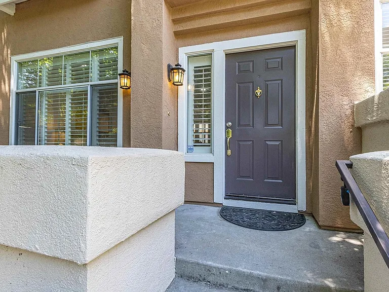 441 Camille Cir #12 — Photo 12