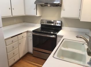 47 Dearborn Pl APT 30, Goleta, CA 93117