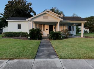 408 N Main St, Breaux Bridge, LA 70517