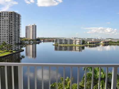 2851 NE 183rd St APT 717E, Aventura, FL, 33160