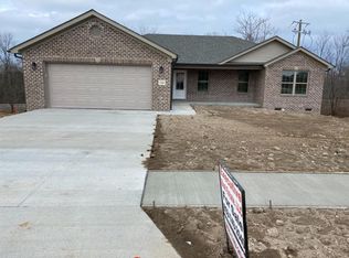 180 Page Dr, Richmond, KY 40475