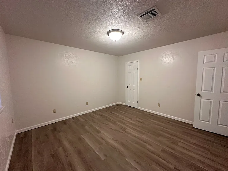 6623 NW Denver Ave — Photo 14