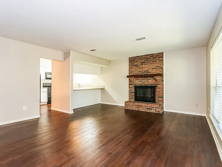 1113 Heiden Ct — Photo 4