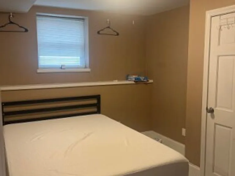 8 Saint Lukes Rd #B — Photo 7