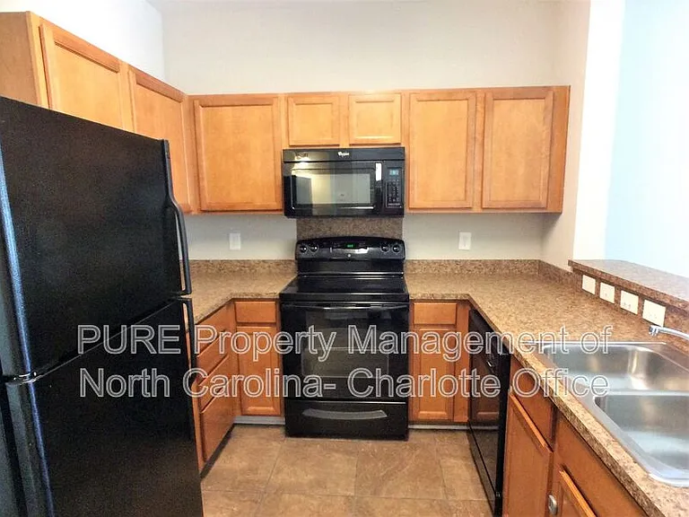 5637 Bent Creek Cir — Photo 5