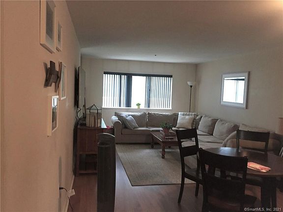 3rd image of 970 Hope St #1A