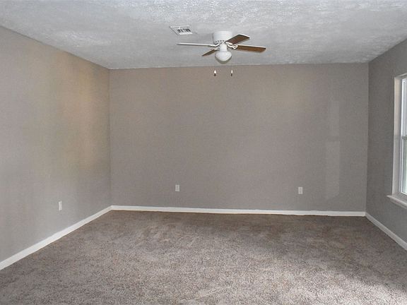 Corinth Street pics (16)