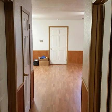5th image of 798 Hillcrest Cir
